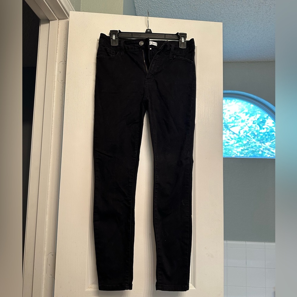 Black skinny jeans